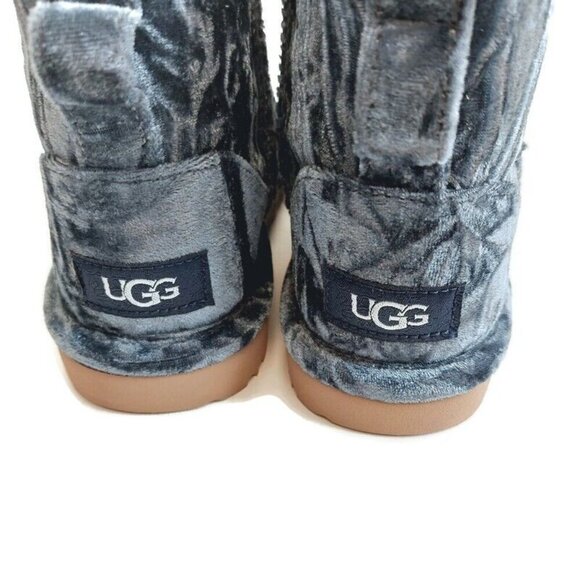 UGG Classic Mini II Velvet Fashion Winter Boots Big Girls 5 Womens 6 Ocean Blue - Picture 6 of 8